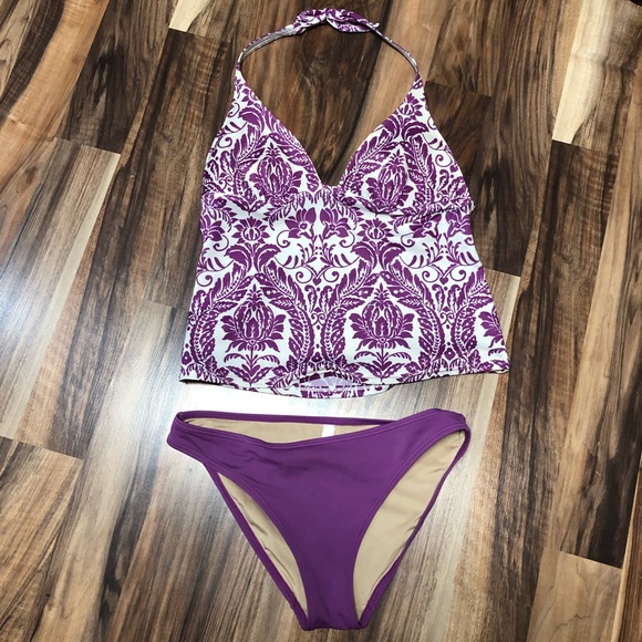 Victoria's Secret Other - Victoria’s Secret tankini large with med bottom